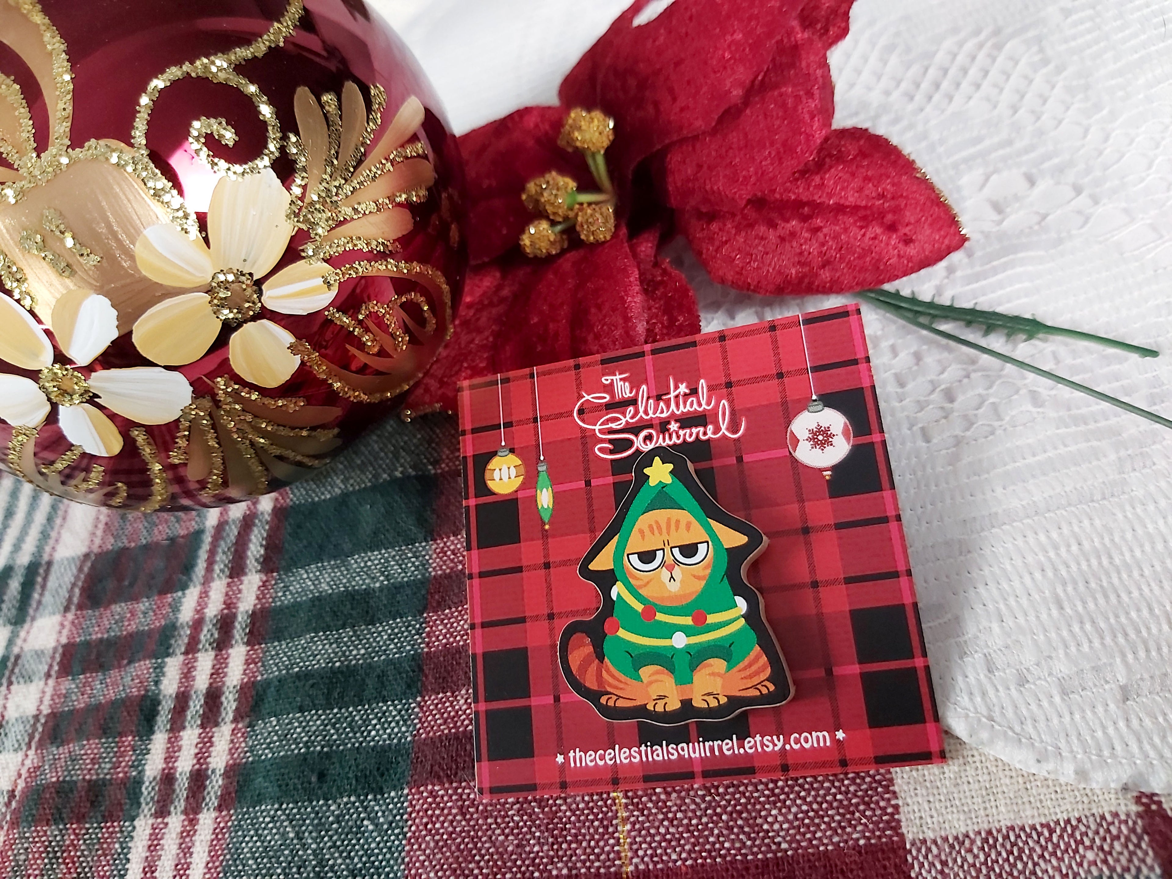 Christmas Tree Kitty 1.5x1.5 Wooden Pin